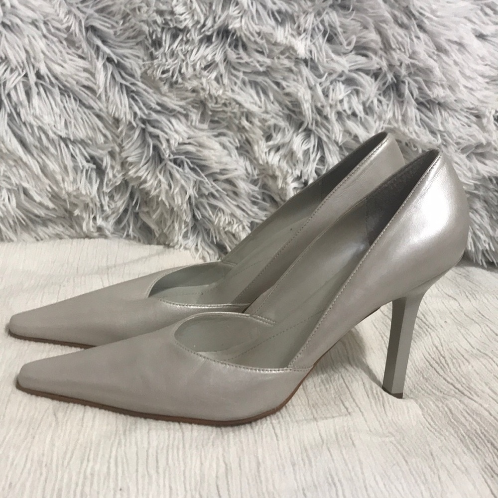 Size 7.5B or 37.5 BCBG Girls heels